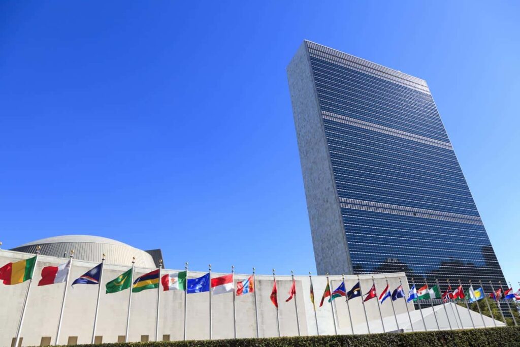 Il Palazzo di vetro, sede dell'ONU a New York, Stati Uniti.